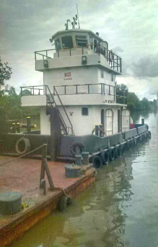 Saghara Maintenance Dredging of Oil Wells for SPDC House Boat and Berge 8